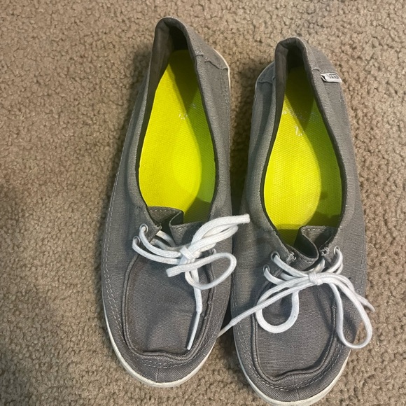 Grey Low Vans - Picture 2 of 3